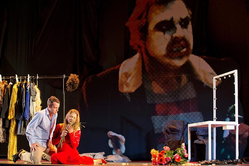 Die 50. Opernfestspiele Heidenheim feiern mit den Opern &bdquo;Bajazzo&ldquo; und &bdquo;Cavalleria rusticana&ldquo; eine fulminante Premiere
