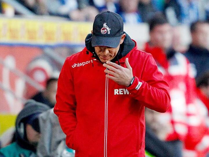 Der Vater von Kölns Trainer Markus Anfang erlitt während des Spiels in Duisburg einen Herzinfarkt.