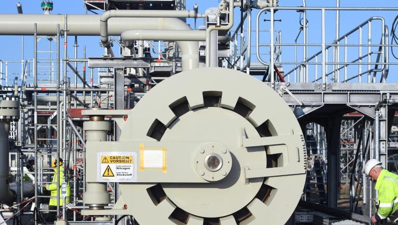 Arbeiter auf einer Baustelle der Ostsee-Pipeline Nord Stream 2. Arbeiter auf einer Baustelle der Ostsee-Pipeline Nord Stream 2.