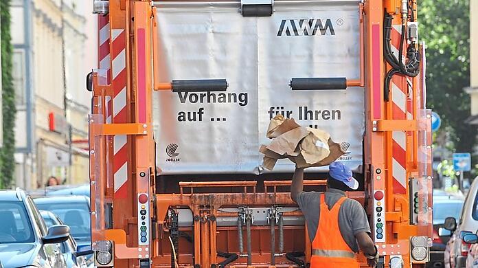 Mitarbeiter der Stadtreinigung im Einsatz.
