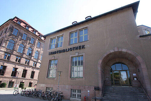 Das Luitpoldhaus am Gewerbemuseumsplatz: Ein Teil des alten Gebäudes muss für den Umbau abgerissen werden.