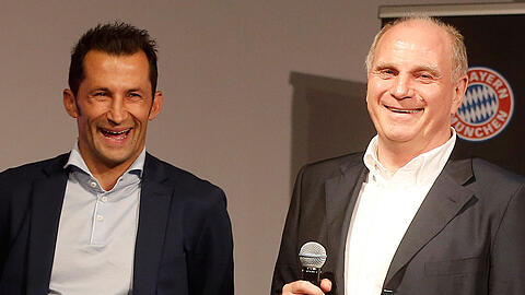 Verstehen sich gut: Hasan Salihamidzic (links) und Uli Hoeneß.