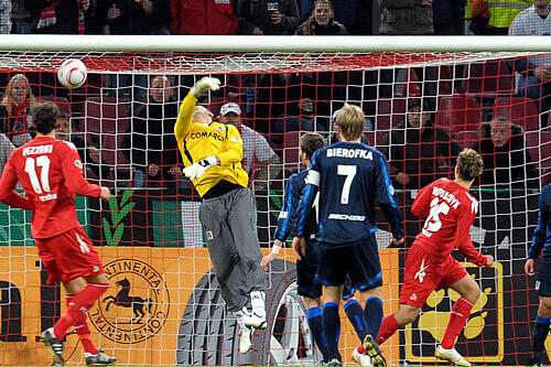 Gabor Kiraly: Die besten Bilder vom Löwen-Keeper - auf dem Rasen und abseites des Platzes