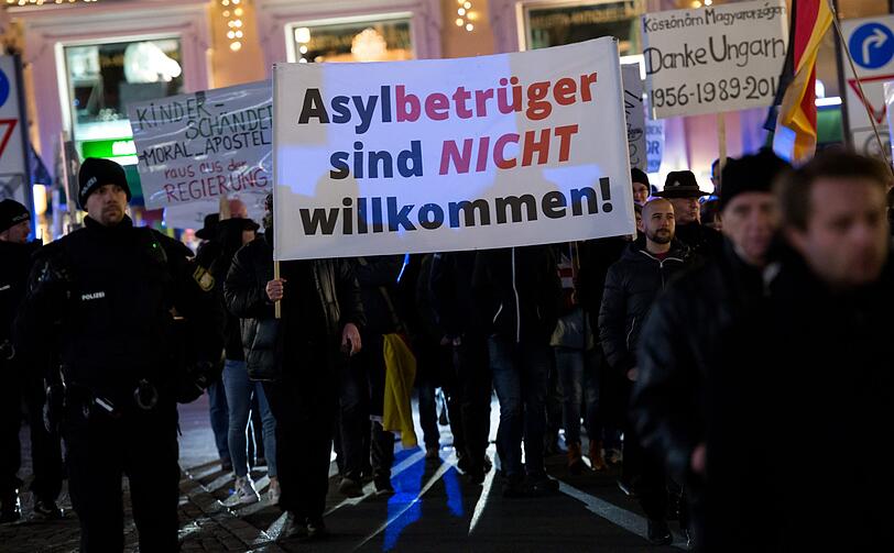 Anhänger der islamkritischen Bewegung Bagida (Bayern gegen die Islamisierung des Abendlandes) bei einer Demonstration 2016 in München. (Archivbild)