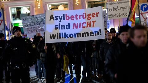 Anhänger der islamkritischen Bewegung Bagida (Bayern gegen die Islamisierung des Abendlandes) bei einer Demonstration 2016 in München. (Archivbild)