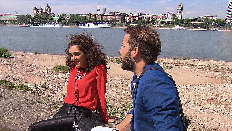 "Köln 50667": Nachdem Joleen Arno eine Woche zappeln lassen hat, stimmt sie schließlich einem neuen Date zu. "Köln 50667": Nachdem Joleen Arno eine Woche zappeln lassen hat, stimmt sie schließlich einem neuen Date zu.