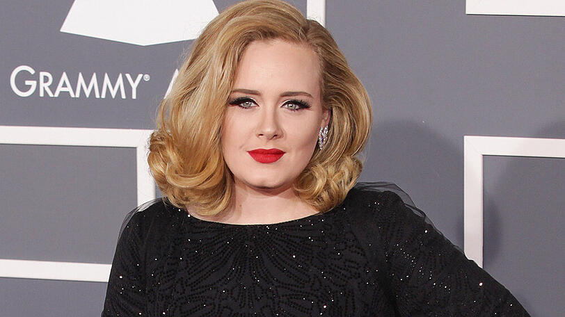 Adele hat sich zu auf Instagram zu Gerüchten um einen Mann an ihrer Seite geäußert.