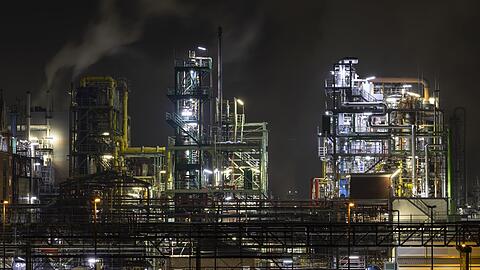 Der Industriepark Höchst ist einer der größten Chemie- und Pharmastandorte Europas. Die chemische Industrie ist einer der Hauptabnehmer von Gas.