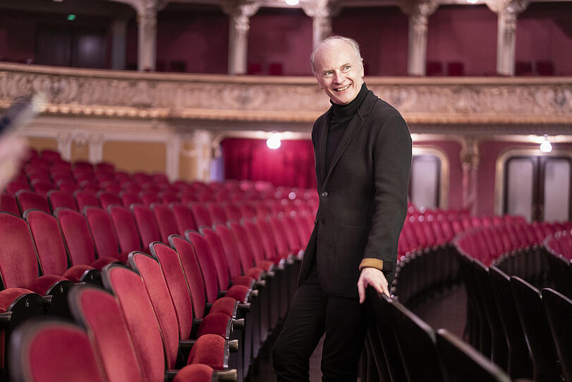 Der italienische Dirigent Gianandrea Noseda ist noch bis 2028 Generalmusikdirektor des Opernhauses Z&uuml;rich.