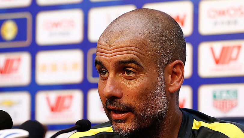Pep Guardiola weilt mit Manchester City gerade in China. Pep Guardiola weilt mit Manchester City gerade in China.
