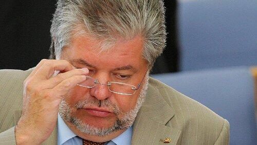Hat immer noch genug Grund zum Grübeln: Kurt Beck Hat immer noch genug Grund zum Grübeln: Kurt Beck
