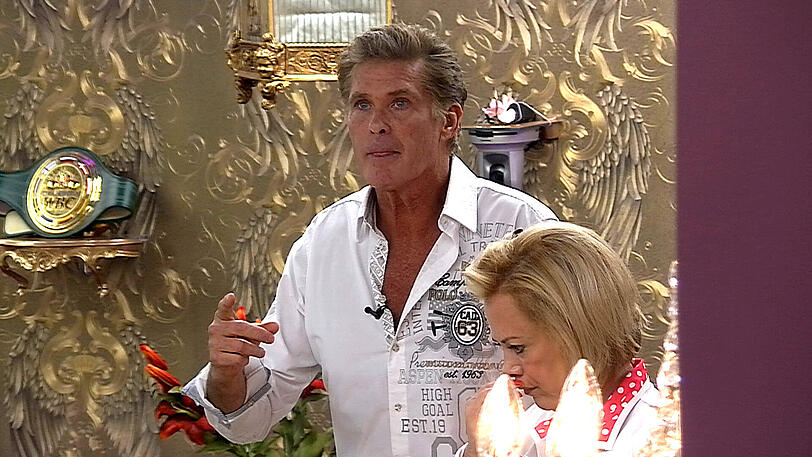 David Hasselhoff hat das "Promi Big Brother"-Haus nach vier Tagen verlassen. Seine besten Bilder aus dem Haus hier zum Durchklicken!