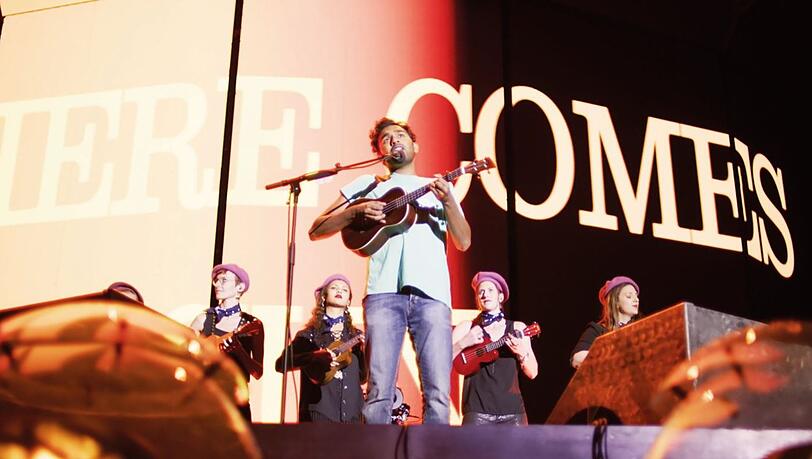 Jack Malik (Himesh Patel) war völlig erfolglos – bis ein Stromausfall das globale Gedächtnis löschte und die Beatles spurlos verschwanden. Jack Malik (Himesh Patel) war völlig erfolglos – bis ein Stromausfall das globale Gedächtnis löschte und die Beatles spurlos verschwanden.