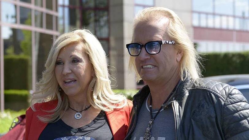 Haben Carmen und Robert Geiss bei Dreharbeiten zu ihrer Reality-Doku gegen Corona-Auflagen verstoßen?