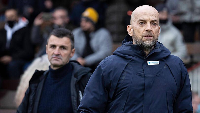 Michael Köllner (hinten) lässt kein gutes Haar an Ex-1860-Sportchef Günther Gorenzel.