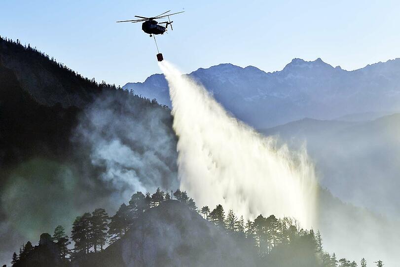 Die Flammen sind immer noch nicht unter Kontrolle