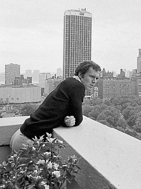 Inkognito: Beckenbauer kann sich in New York deutlich freier bewegen als in M&uuml;nchen, wo ihn jeder kennt.