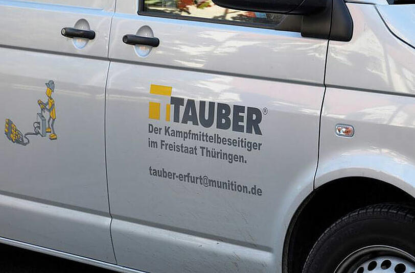 Aus Thüringen sind Experten der Spezial-Firma &bdquo;Tauber Kampfmittelbeseitigung&ldquo; eingetroffen. Dienstagmittag reiste Günther Sobiralski an.