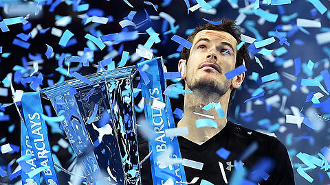 Triumph beim ATP-Finale: Andy Murray feiert seinen Sieg gegen Novak Djokovic.