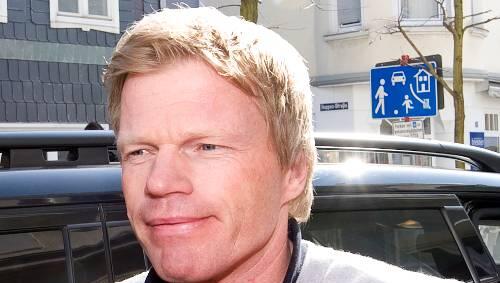 Oliver Kahn als neuer Schalke Manager? Sepp Maier kann sich das gut vorstellen. Oliver Kahn als neuer Schalke Manager? Sepp Maier kann sich das gut vorstellen.