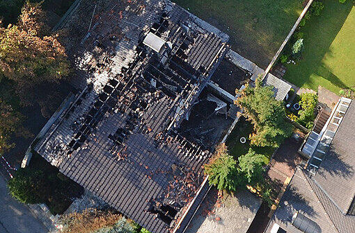 Als ob eine Bombe eingeschlagen wäre.