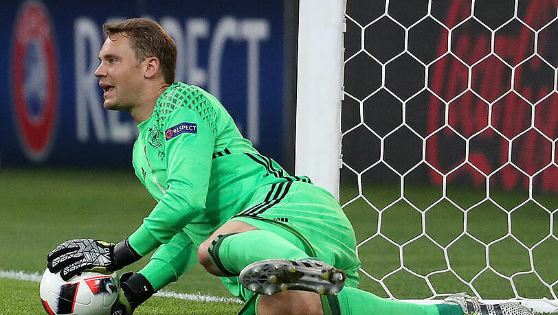Manuel Neuer: Note 3. Machtlos gegen Griezmanns Elfer. Musste sich zu Beginn lang machen und den Flachschuss von Griezmann aus dem Eck fischen (7.) – Glanztat. Beim zweiten Tor unglücklich. Manuel Neuer: Note 3. Machtlos gegen Griezmanns Elfer. Musste sich zu Beginn lang machen und den Flachschuss von Griezmann aus dem Eck fischen (7.) – Glanztat. Beim zweiten Tor unglücklich.