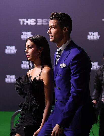 Bei diesem Anlass präsentierte Ronaldo seine neue Flamme Georgina Rodriguez