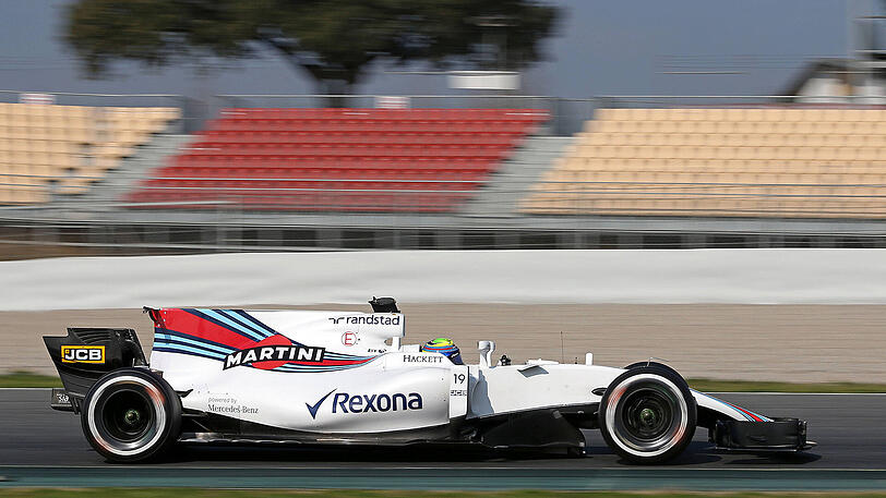 Der neue Williams FW40 sieht als Konsequenz aus dem neuem Aerodynamik- und Reifenreglement deutlich aggressiver aus: Bodywork und Frontflügel sind 20 Zentimeter breiter, die Vorderreifen sechs und die Hinterreifen acht Zentimeter. Die neue Wagengeneration soll laut Berechnungen bis zu sechs Sekunden pro Runde schneller sein als im Vorjahr.