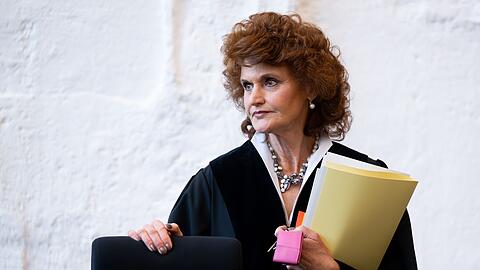 Selbst die Vorsitzende Richterin Heike Will k&auml;mpfte zum Abschluss des Prozesses mit den Tr&auml;nen. (Archivbild)