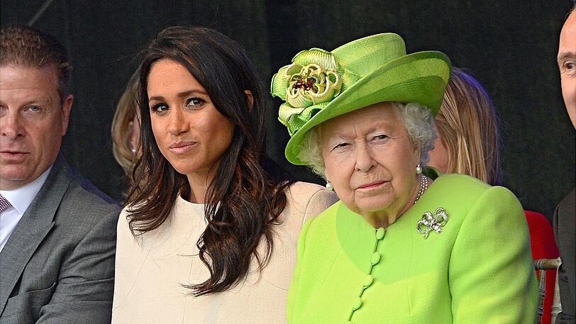 Herzogin Meghan und Königin Elizabeth II. bei der Einweihung der neuen Brücke Mersey Gateway im Juni 2018.