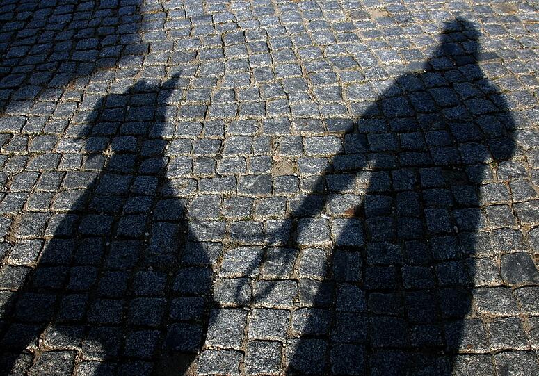 Vor allem am Wochenende kein Vergnügen: Mit dem Hund durch die Altstadt.