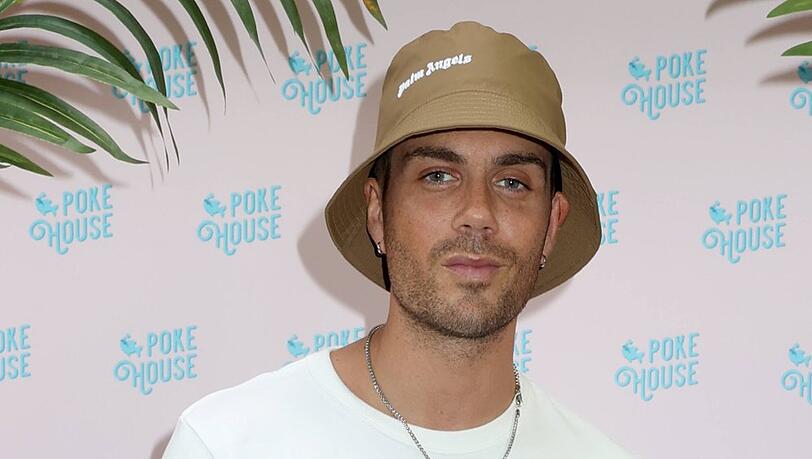 Max George ist wegen Herzproblemen weiterhin im Krankenhaus. Max George ist wegen Herzproblemen weiterhin im Krankenhaus.