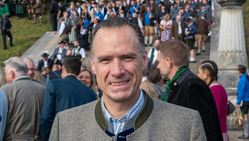 Peter Inselkammer. Peter Inselkammer.