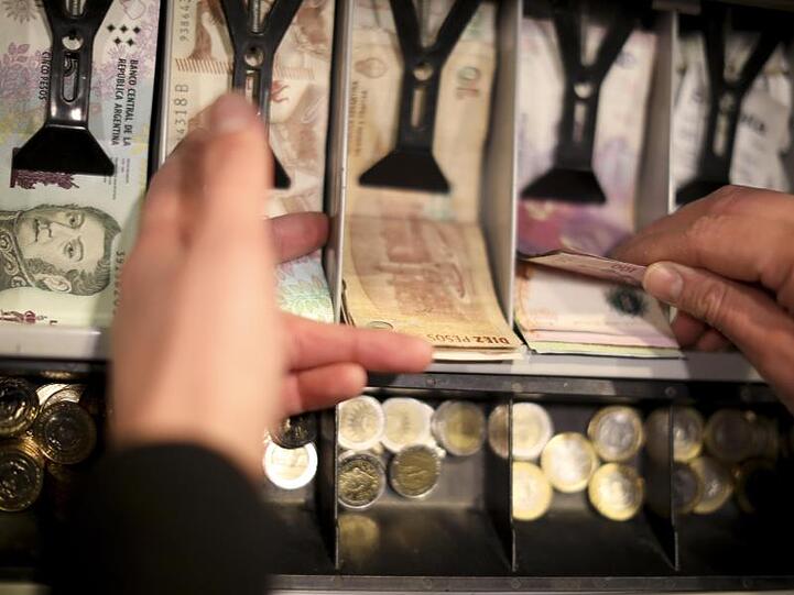 Die Preise für Waren und Dienstleitungen erhöhten sich 2019 um 53,8 Prozent.
