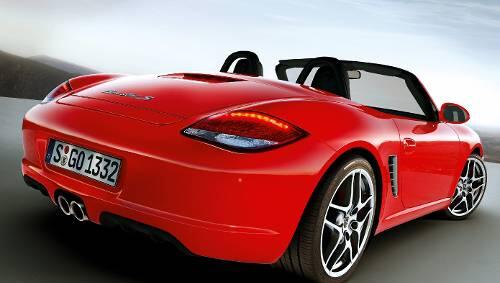 Neue Heckpartie: Porsche bringt im Februar die neue Boxster- und Cayman-Generation zu den Händlern. Neue Heckpartie: Porsche bringt im Februar die neue Boxster- und Cayman-Generation zu den Händlern.