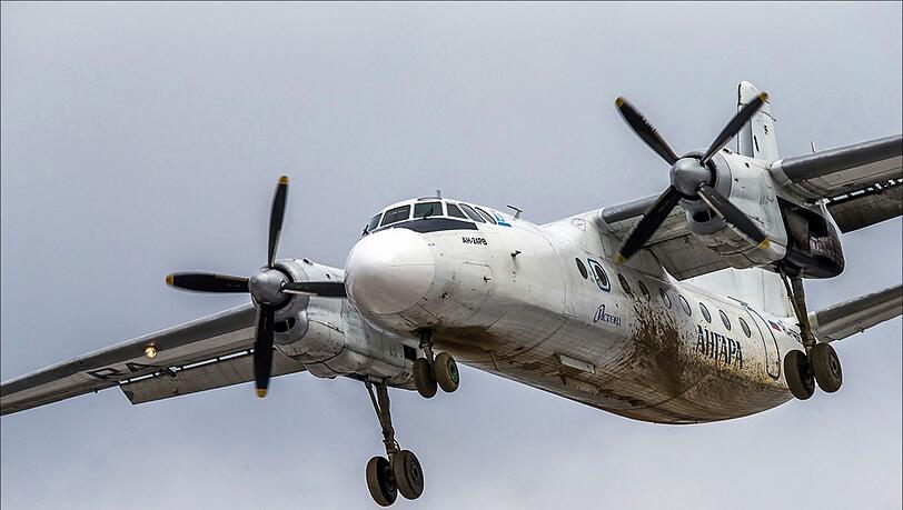 Eine An-24-Passagiermaschine ist abgestürzt. (Archivbild)