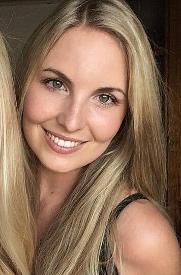 Katharina ist 22 Jahre alt, 1,76m groß und kommt eigentlich aus Mühldorf.
