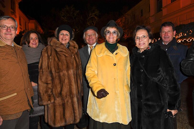 Fürstin Gloria von Thurn und Taxis mit Ex-Ministerin Emilia Müller