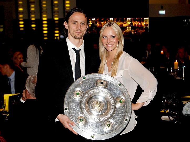 Neven Subotic und seine Freundin Isabel auf der Meisterfeier.