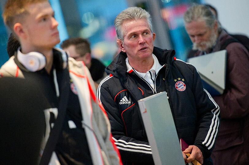 Der FC Bayern vor dem Abflug ins Trainingslager nach Doha.