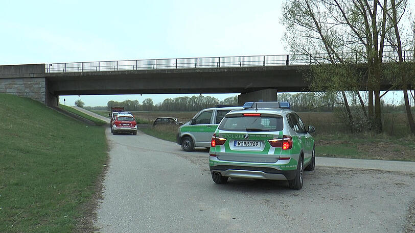 Polizei und Rettungskräfte waren mit einem Großaufgebot vor Ort.