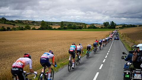 Nach dem Auftakt im spanischen Baskenland kehrt der Tour-Tross nach Frankreich heim.