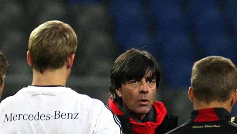 Jung, jünger, Deutschland: Bei Bundestrainer Joachim Löw dürfen gerne die Jungen dran. Jung, jünger, Deutschland: Bei Bundestrainer Joachim Löw dürfen gerne die Jungen dran.