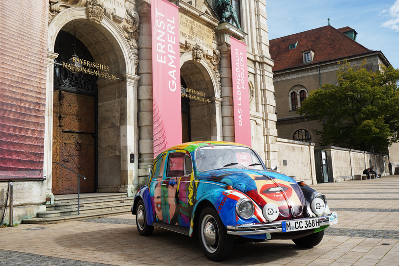 Rund 100 Oldtimer werden die Besucher zwischen Deutschem Museum und Verkehrszentrum kutschieren.