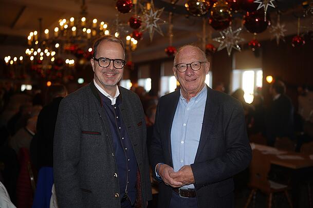 Auch SPD-Urgestein Franz Maget (r.), der langj&auml;hrige fr&uuml;here Chef der M&uuml;nchner SPD, ist zum Dreik&ouml;nigstreffen gekommen &ndash; hier mit Landtagsvizepr&auml;sident Markus Rinderspacher.
