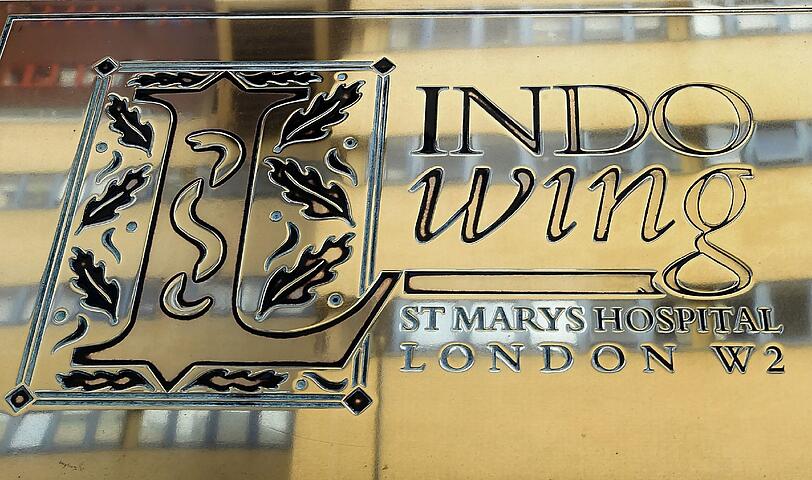 Das St. Mary's Hospital ist für den Ansturm bereit. Kate wird ihr Baby auf dem Privatflügel "Lindo Wing" zur Welt bringen.