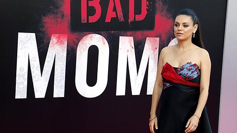 Auch Mila Kunis hat schon den ein oder anderen Shitstorm für ihre Erziehungsmethoden bekommen.