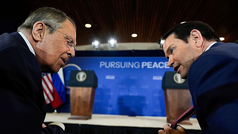 Die Außenminister Russlands und der USA sollen ein Treffen der Präsidenten Putin und Trump vorbereiten. (Archivbild)
