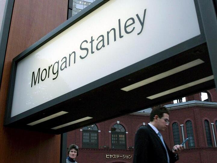 Die Erträge der Goldman-Sachs-Rivale Morgan Stanley sanken um sieben Prozent auf 10,3 Milliarden Dollar.