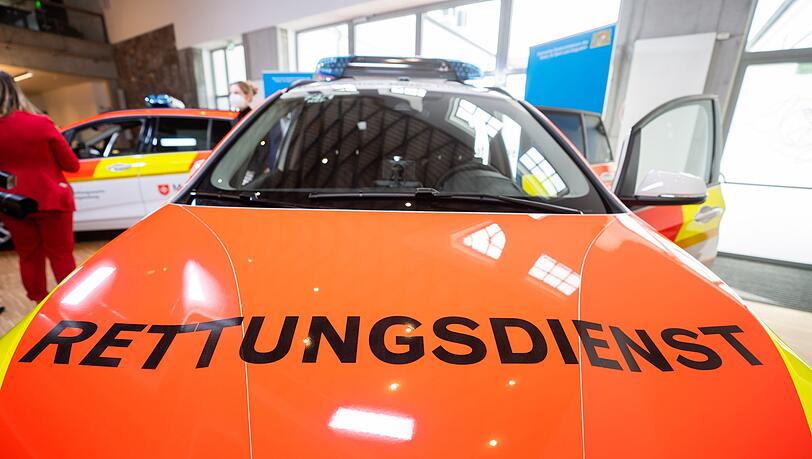 Wenn nicht gleich ein Rettungswagen n&ouml;tig ist, kommt in Bayern jetzt immer &ouml;fter ein Rettungseinsatzfahrzeug. (Archivbild)